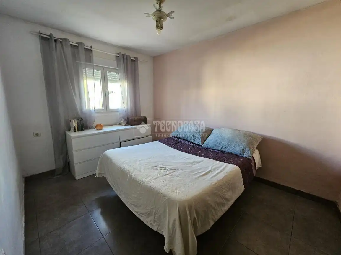 Dormitori de Casa o xalet en venda en Vegas del Genil amb Aire condicionat, Calefacció i Terrassa