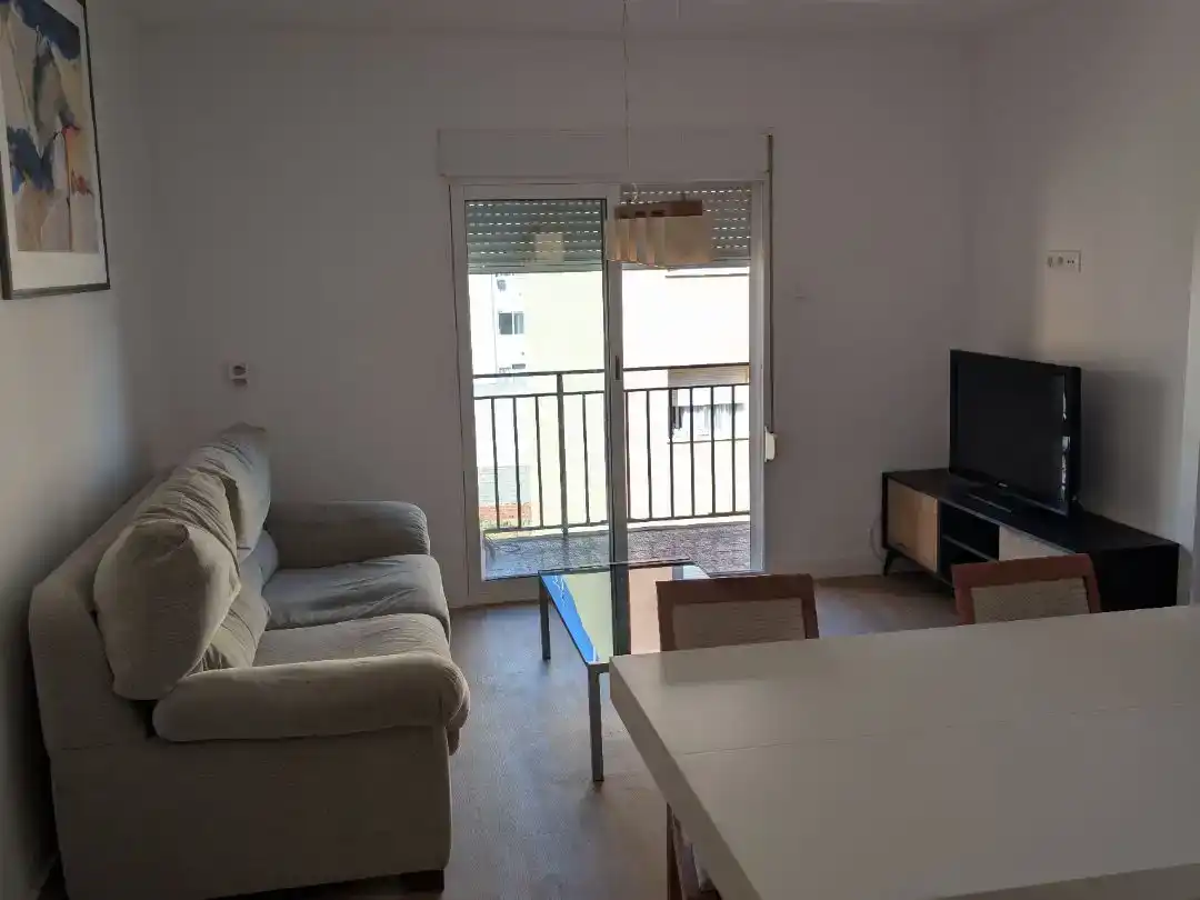 Wohnung zur Miete in Carrer del Colombaire, 5, Centro Urbano