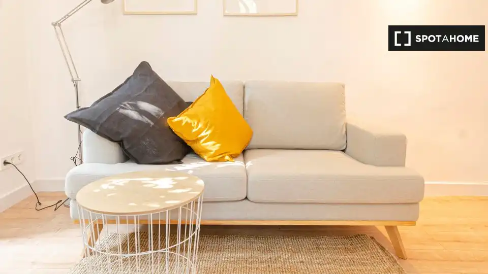 Flat with terrace to rent in Gràcia, imagen 9
