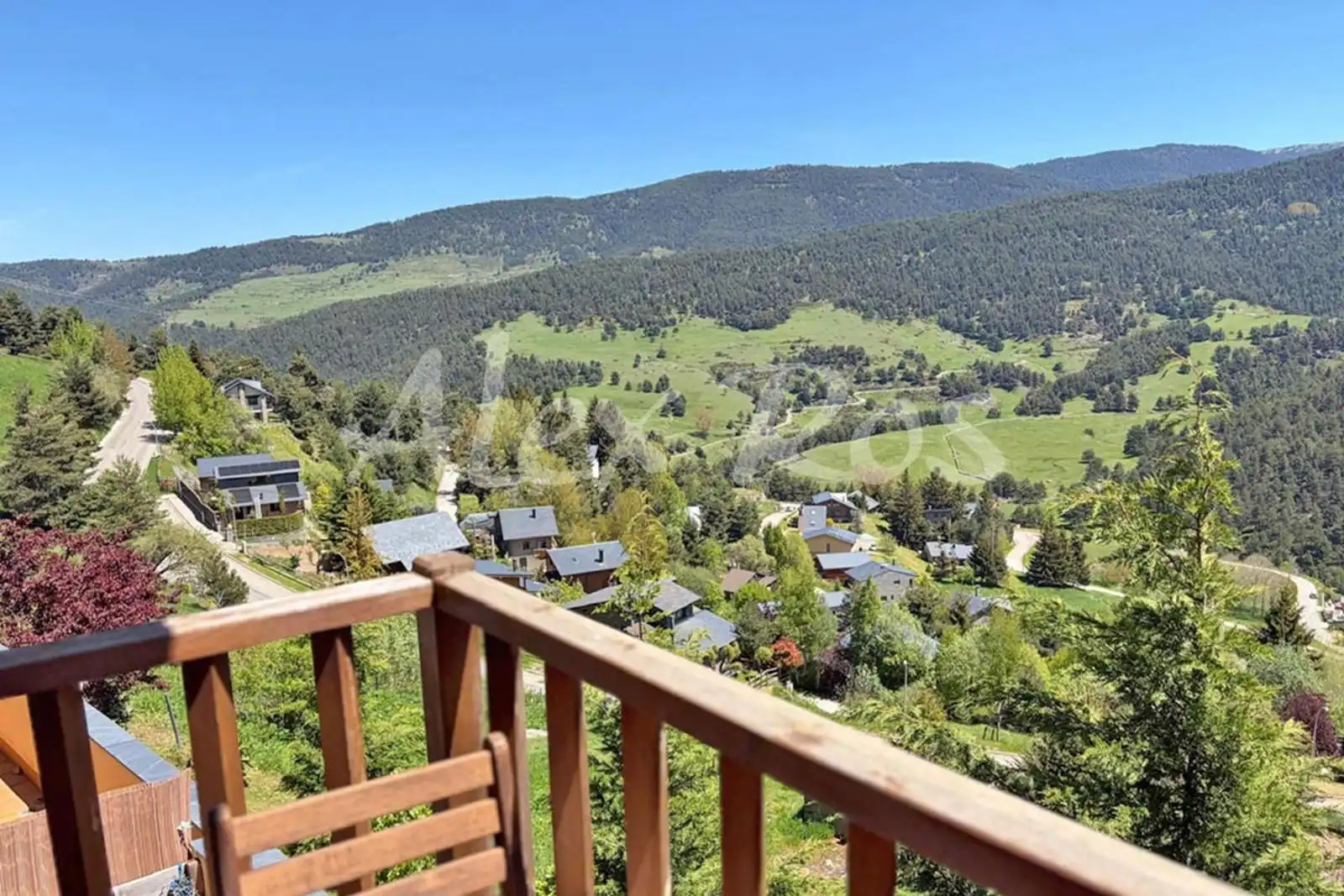 Terrasse von Wohnung zum Verkauf in Alp mit Heizung, Terrasse und Abstellraum