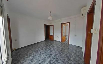Bedroom of Flat for sale in Sabadell  with Air Conditioner, Terrace and Balcony
