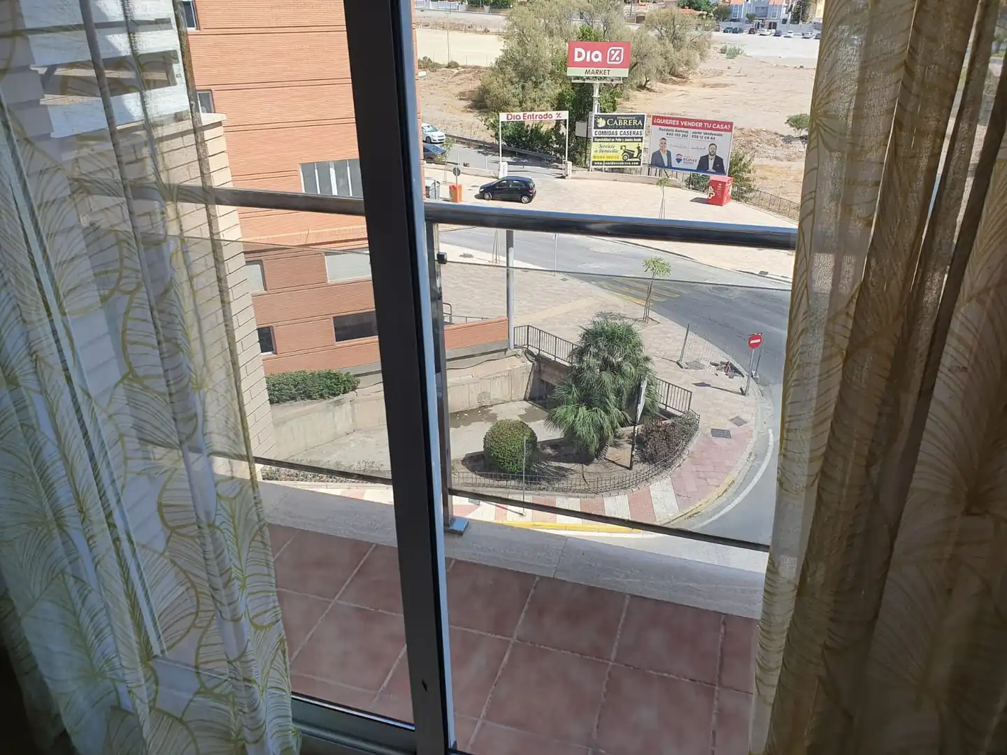 Vista exterior de Piso de alquiler en Roquetas de Mar con Aire acondicionado, Calefacción y Terraza