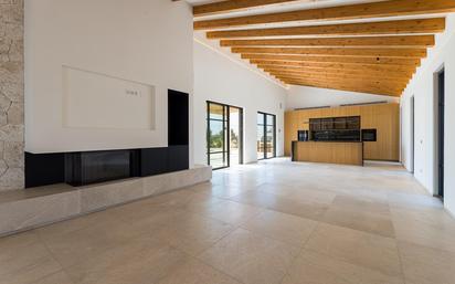 Country house zum verkauf in Campos mit Klimaanlage, Heizung und Privatgarten