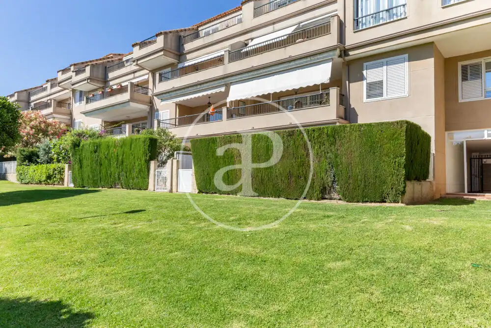 Vista exterior de Ático de alquiler en Bétera con Aire acondicionado, Calefacción y Jardín privado