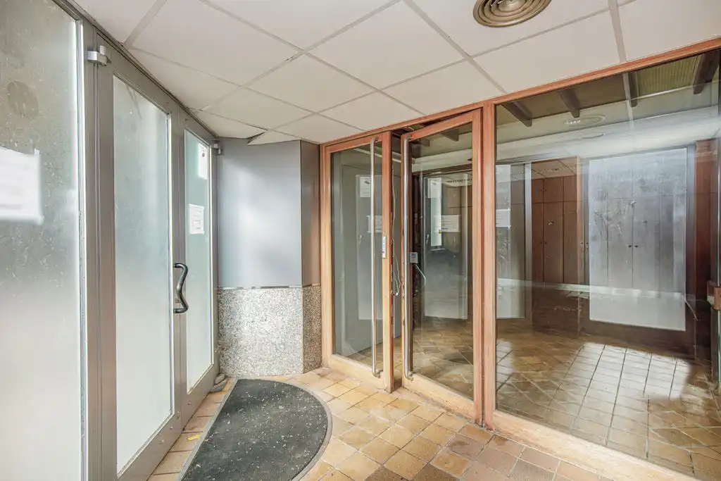 Local comercial en venta en Pz Dr Gravalosa, imagen 3