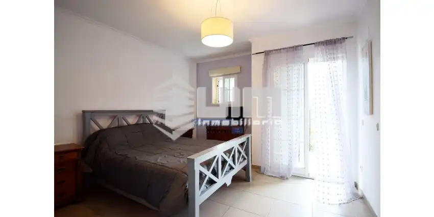 Habitación de Casa adosada en venta en Algímia de Alfara con Aire acondicionado, Trastero y Balcón