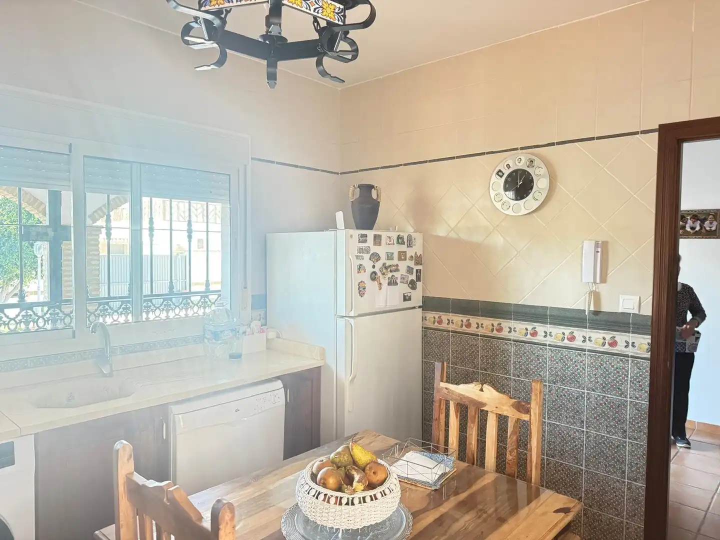 Kitchen of Houses for sale in Chiclana de la Frontera  with Air Conditioner, Private garden and Terrace