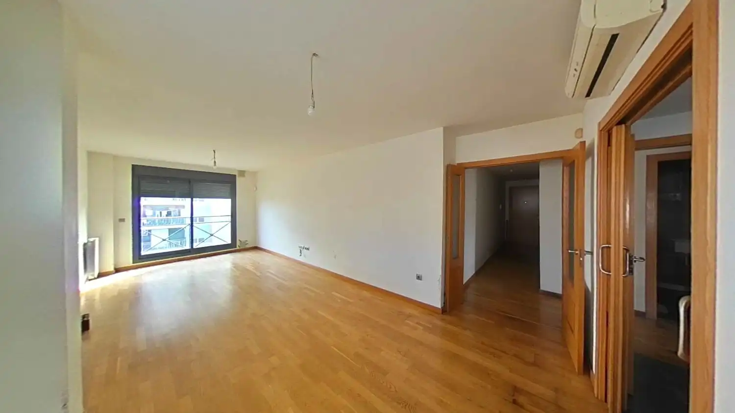 Living room of Flat for sale in Castellón de la Plana / Castelló de la Plana  with Air Conditioner, Heating and Parquet flooring