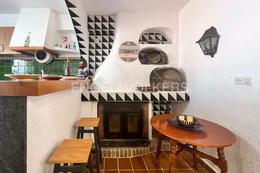 Kitchen of Flat for sale in Sueca  with Air Conditioner, Heating and Terrace