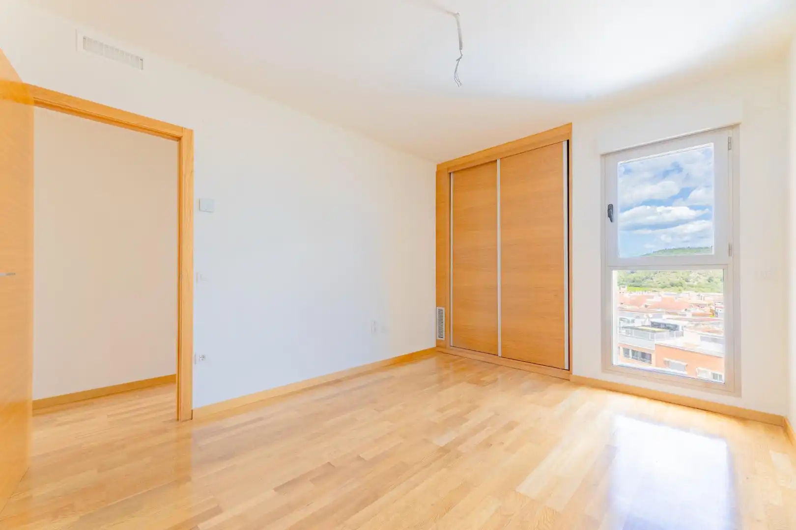 Habitación de Ático de alquiler en Gandia con Aire acondicionado, Calefacción y Parquet