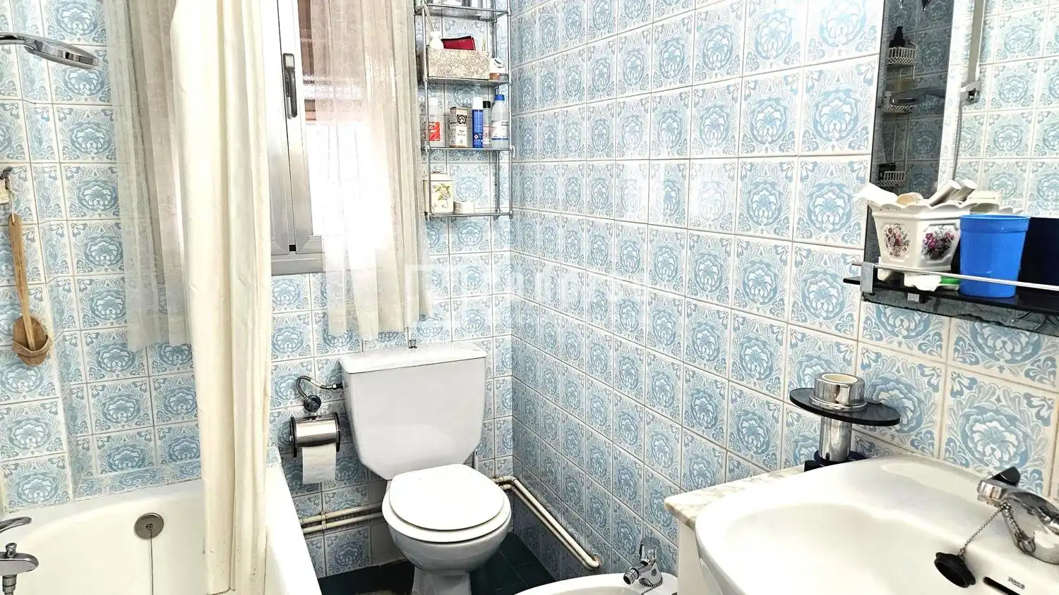 Bathroom of Flat for sale in Madrid  with Heating, Parquet flooring and Terrace