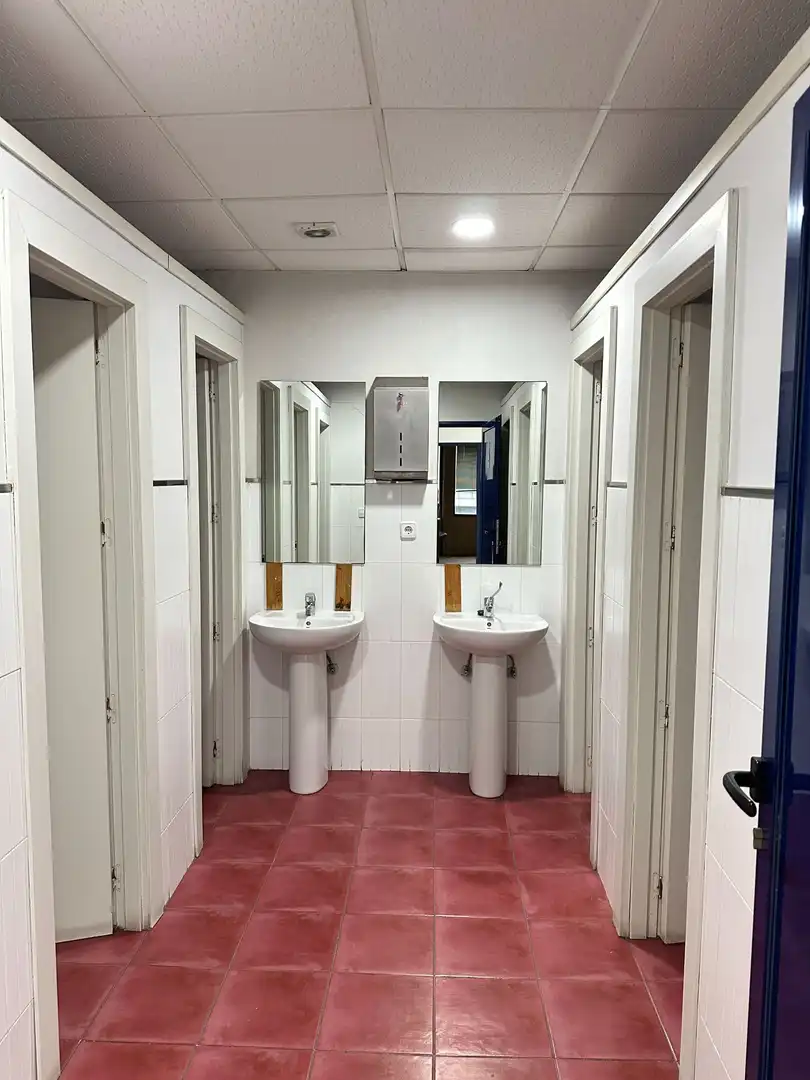 Baño de Nave industrial en venta en Santander