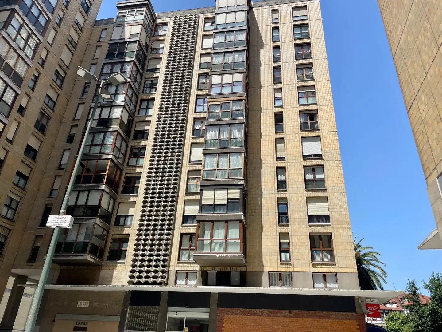 Vista exterior de Piso en venta en Bilbao  con Calefacción y Amueblado