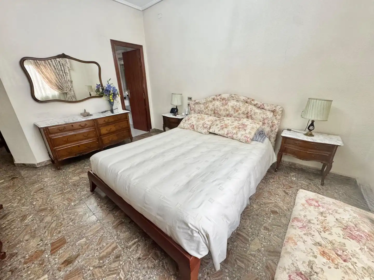 Dormitori de Casa o xalet en venda en Orihuela amb Aire condicionat, Calefacció i Jardí privat