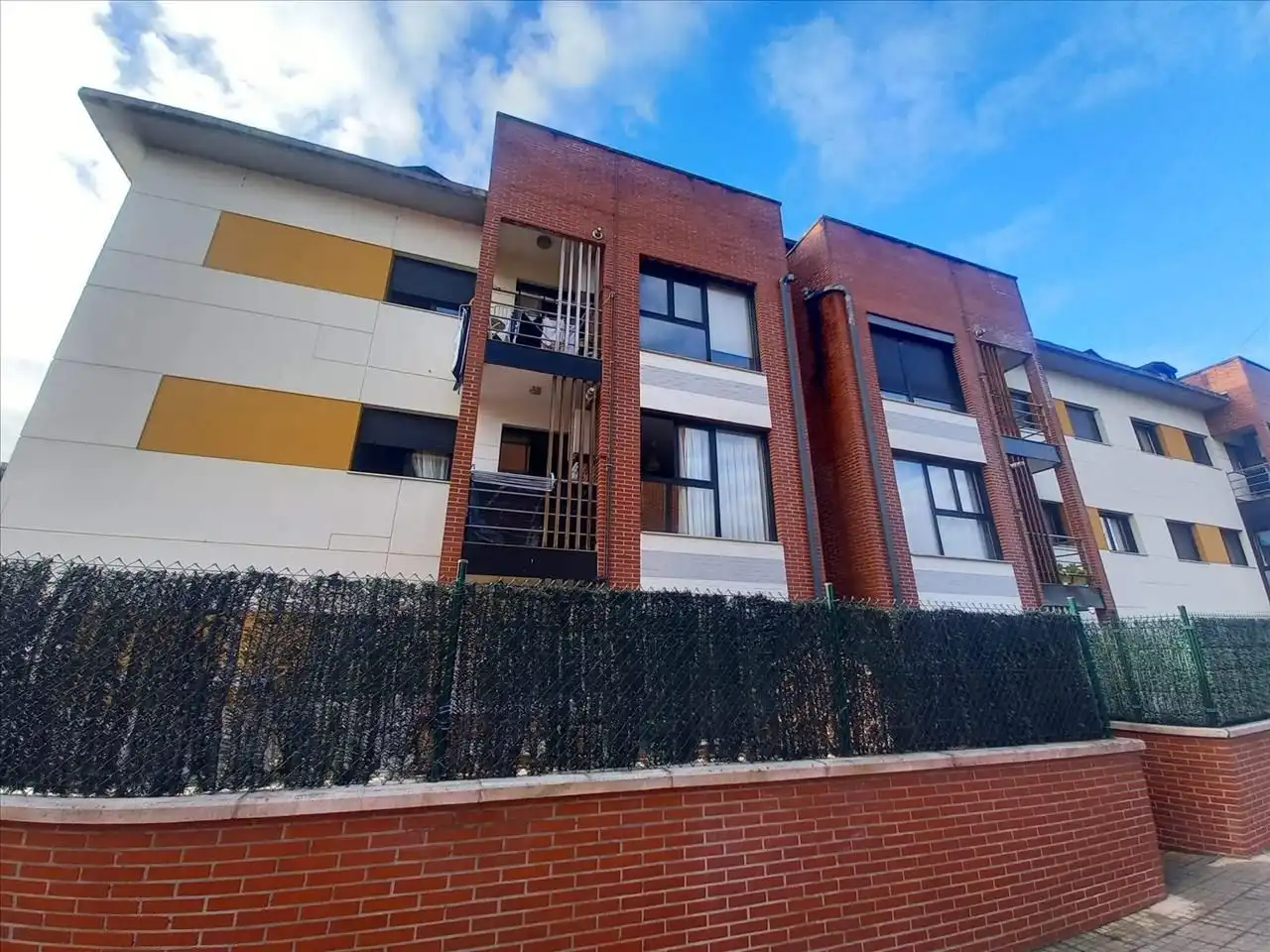 Vista exterior de Apartamento en venta en Santa María de Cayón