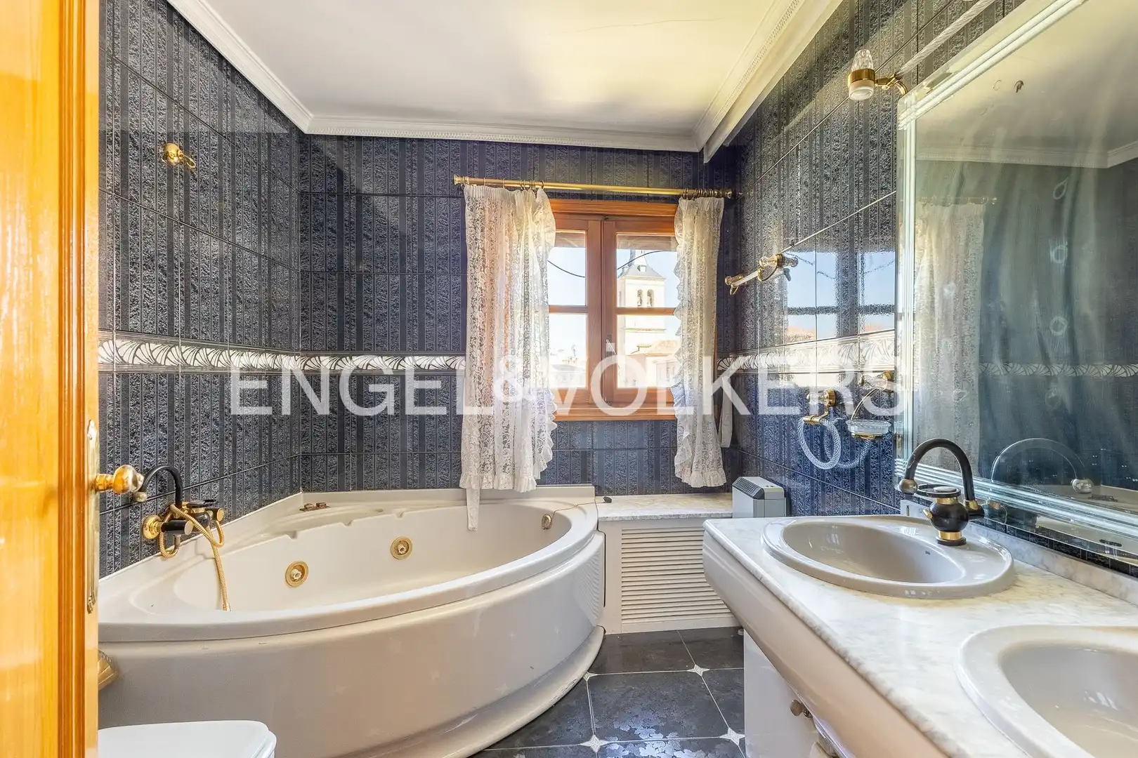 Duplex con terrazza in vendita a Centro
