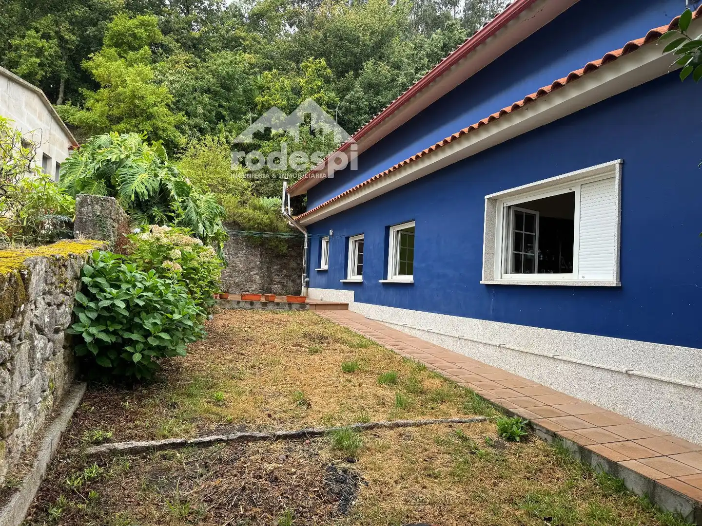 Außenansicht von Haus oder Chalet zum Verkauf in Sanxenxo mit Heizung, Abstellraum und Möbliert