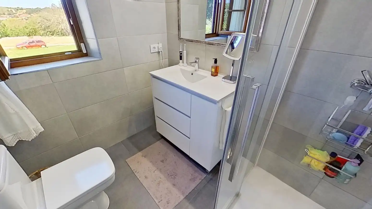 Baño de Casa o chalet en venta en Alfoz de Lloredo con Calefacción, Terraza y Balcón