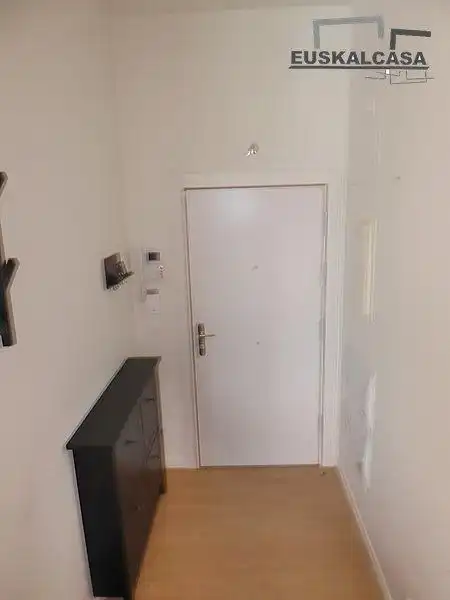 Planta baja en venta en Bilbao  con Calefacción y Trastero