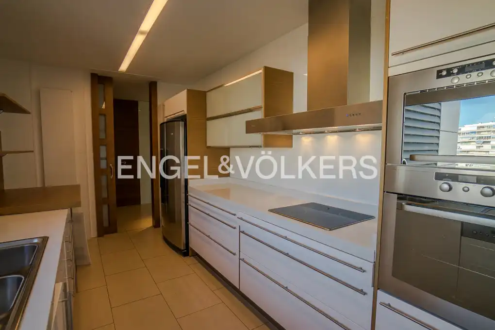 Küche von Wohnung zum Verkauf in Alicante / Alacant mit Klimaanlage, Heizung und Terrasse