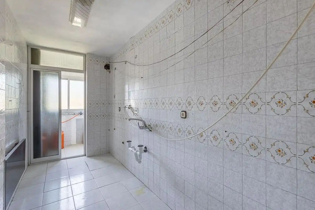 Baño de Piso en venta en Granada con Aire acondicionado, Calefacción y Balcón