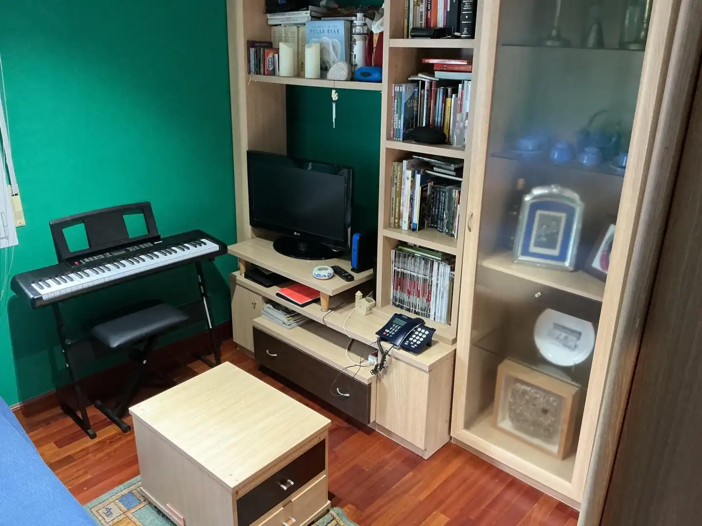 Sala de estar de Piso en venta en Galdakao con Calefacción, Parquet y Amueblado