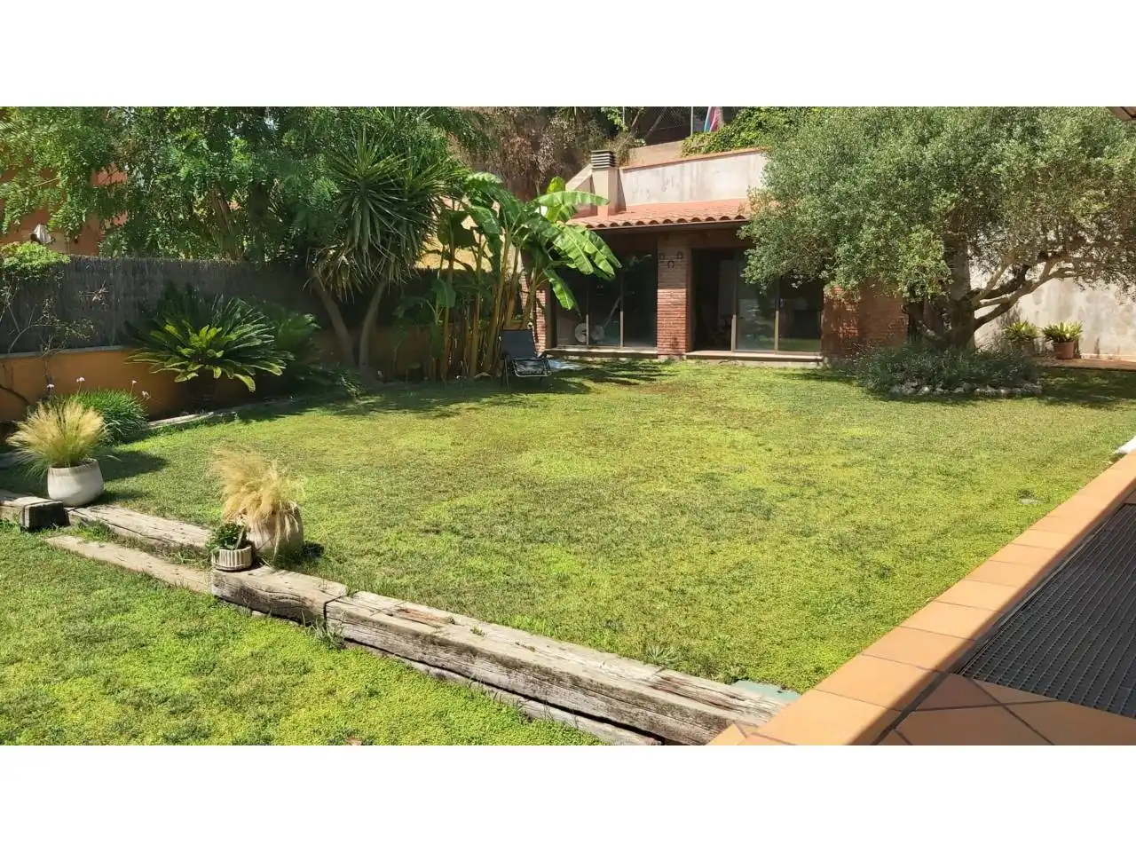 Garden of Houses for sale in Sant Cugat del Vallès  with Air Conditioner, Heating and Private garden