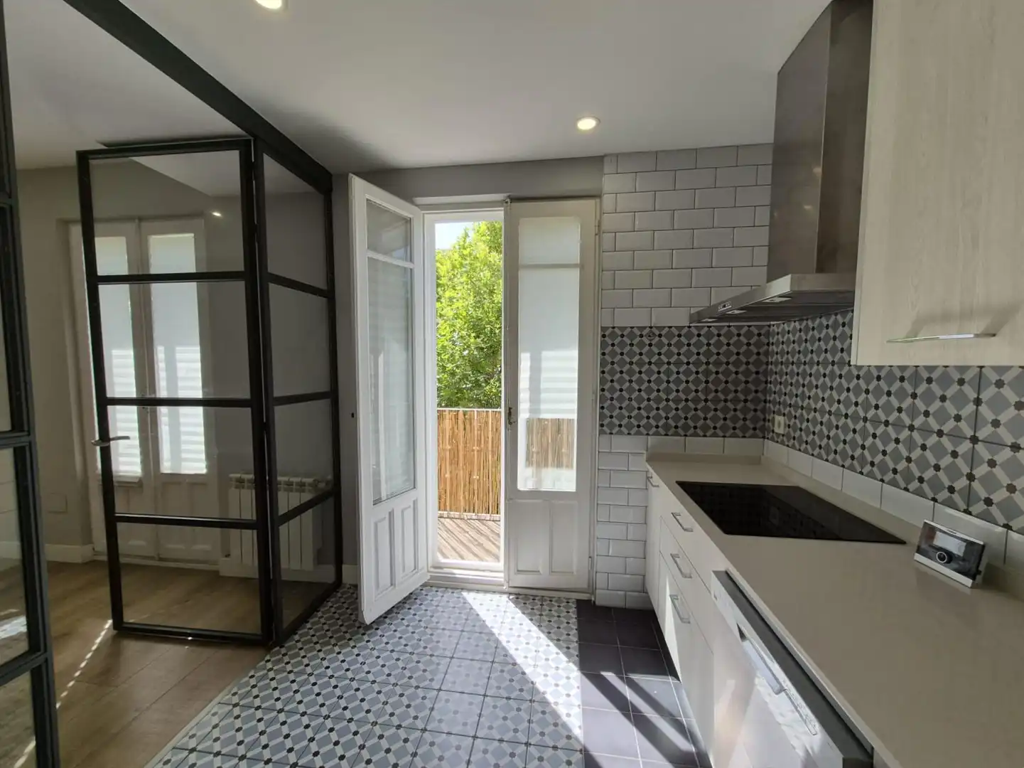 Cocina de Piso en venta en Valladolid con Calefacción, Terraza y Balcón