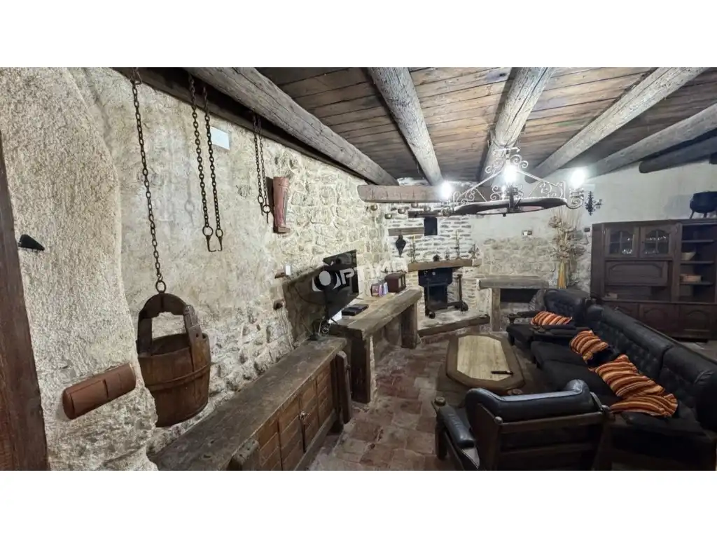 Country homes for sale in Villalonso