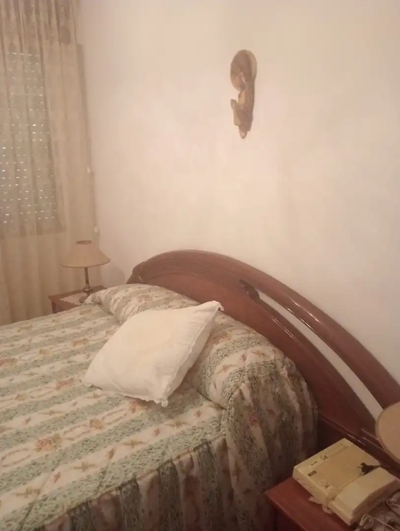 Habitación de Casa o chalet en venta en  Logroño con Calefacción, Jardín privado y Terraza