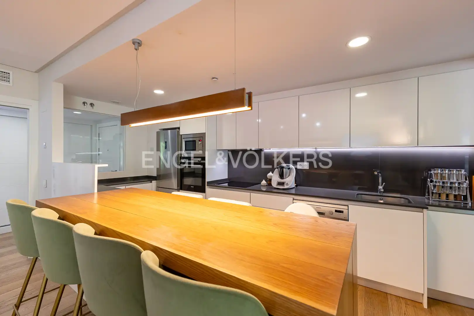 Kitchen of Apartments for sale in Alcobendas  with Air Conditioner, Heating and Private garden