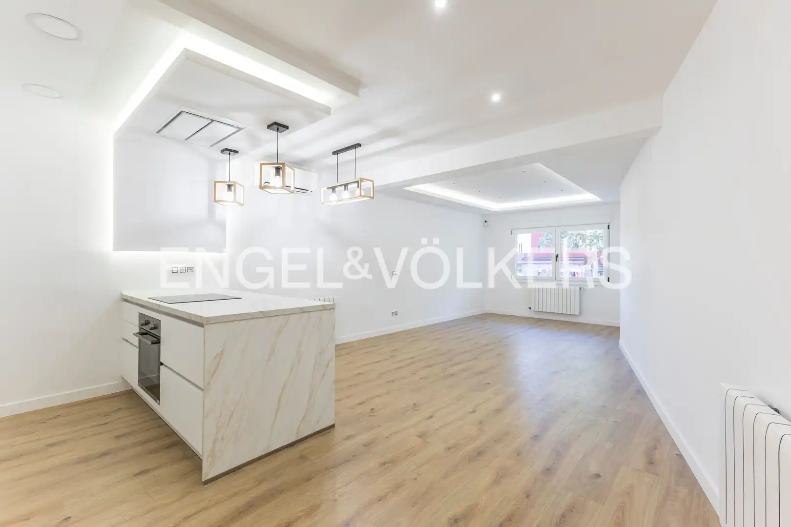 Comedor de Piso de alquiler en Madrid con Aire acondicionado y Calefacción