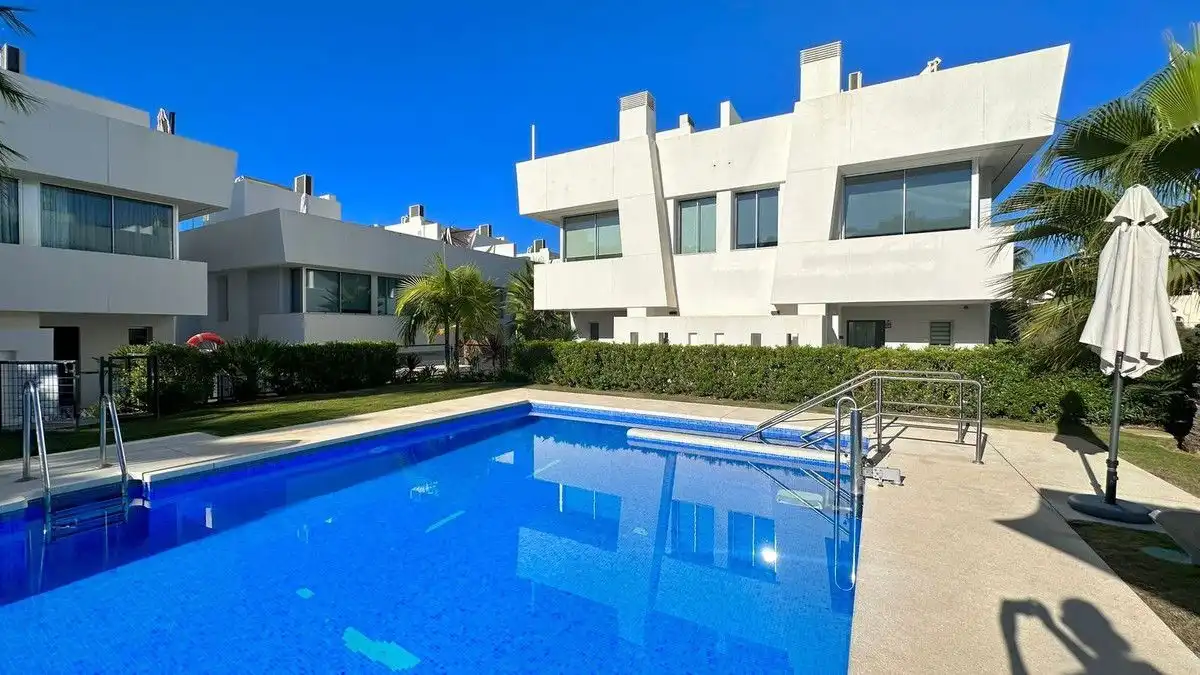 Exterior view of Detached homes for rent in Marbella  with Air Conditioner, Heating and Terrace