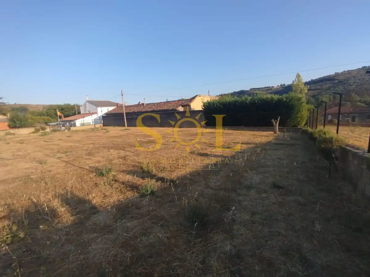 Casa o chalet en venta en Carrocera con Calefacción, Jardín privado y Terraza