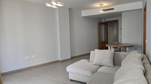 Vive en el centro, con luz, terraza y el mar muy cerca!, imagen 2
