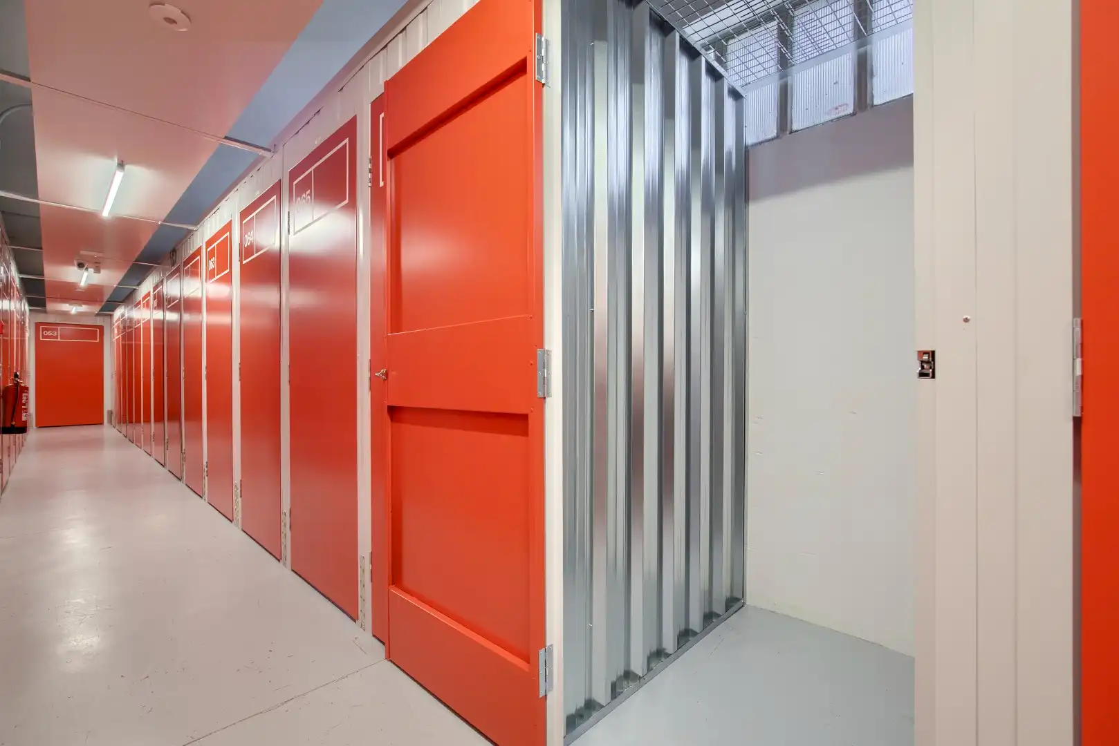 Storage room for rent in Madrid  with Alarm