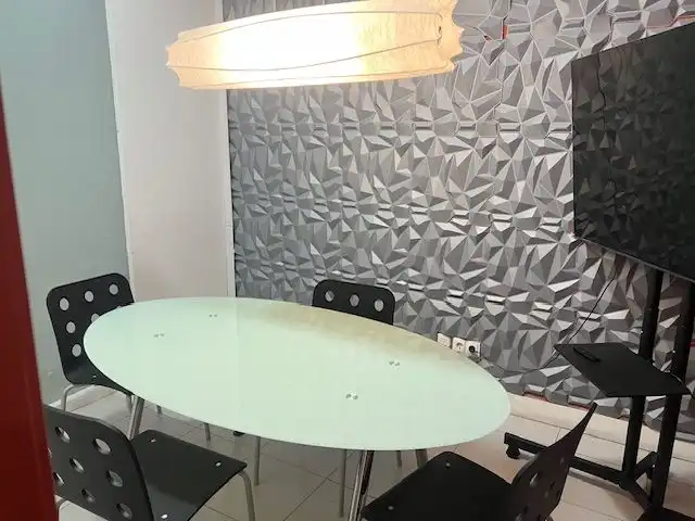 Comedor de Oficina de alquiler en San Sebastián de los Reyes con Aire acondicionado, Calefacción y Amueblado