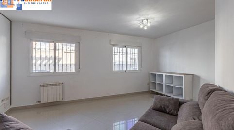 Foto 2 de Piso en venta en Calle Calle Aixa, Atarfe, Granada