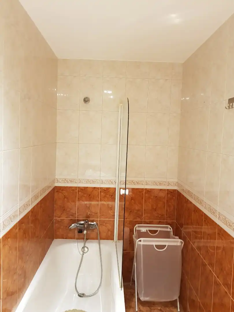 Bany de Pis en venda en Oviedo 
