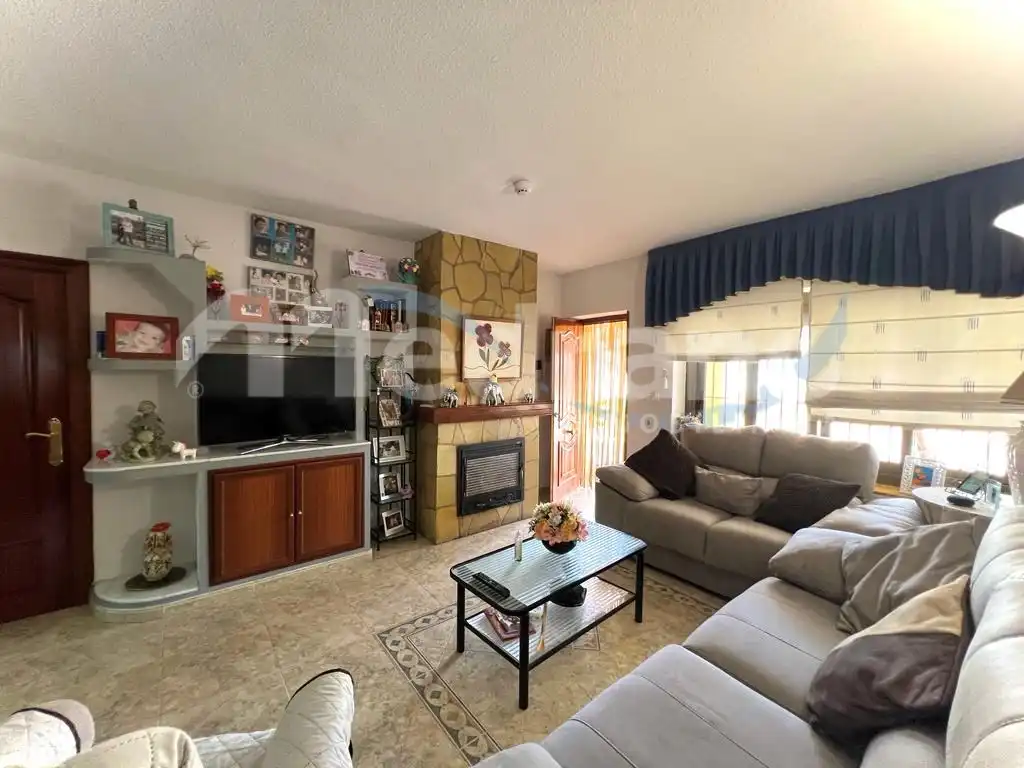 Sala de estar de Casa o chalet en venta en La Nucia con Aire acondicionado, Calefacción y Balcón