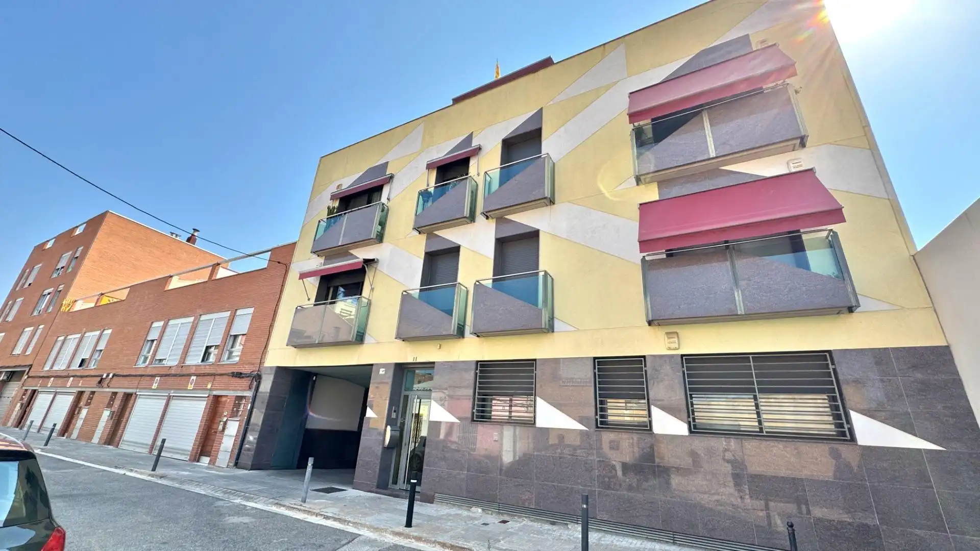 Vista exterior de Pis en venda en Terrassa amb Calefacció
