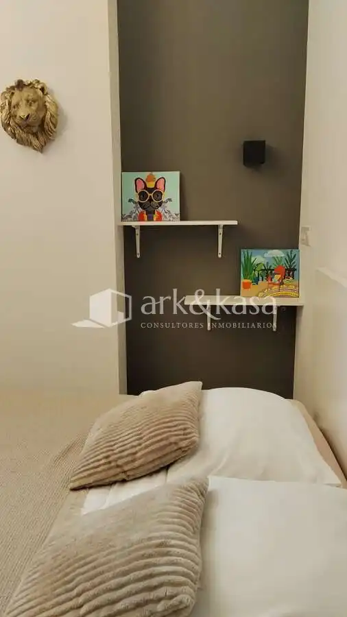 Habitación de Apartamento en venta en Valencia con Aire acondicionado, Amueblado y Horno