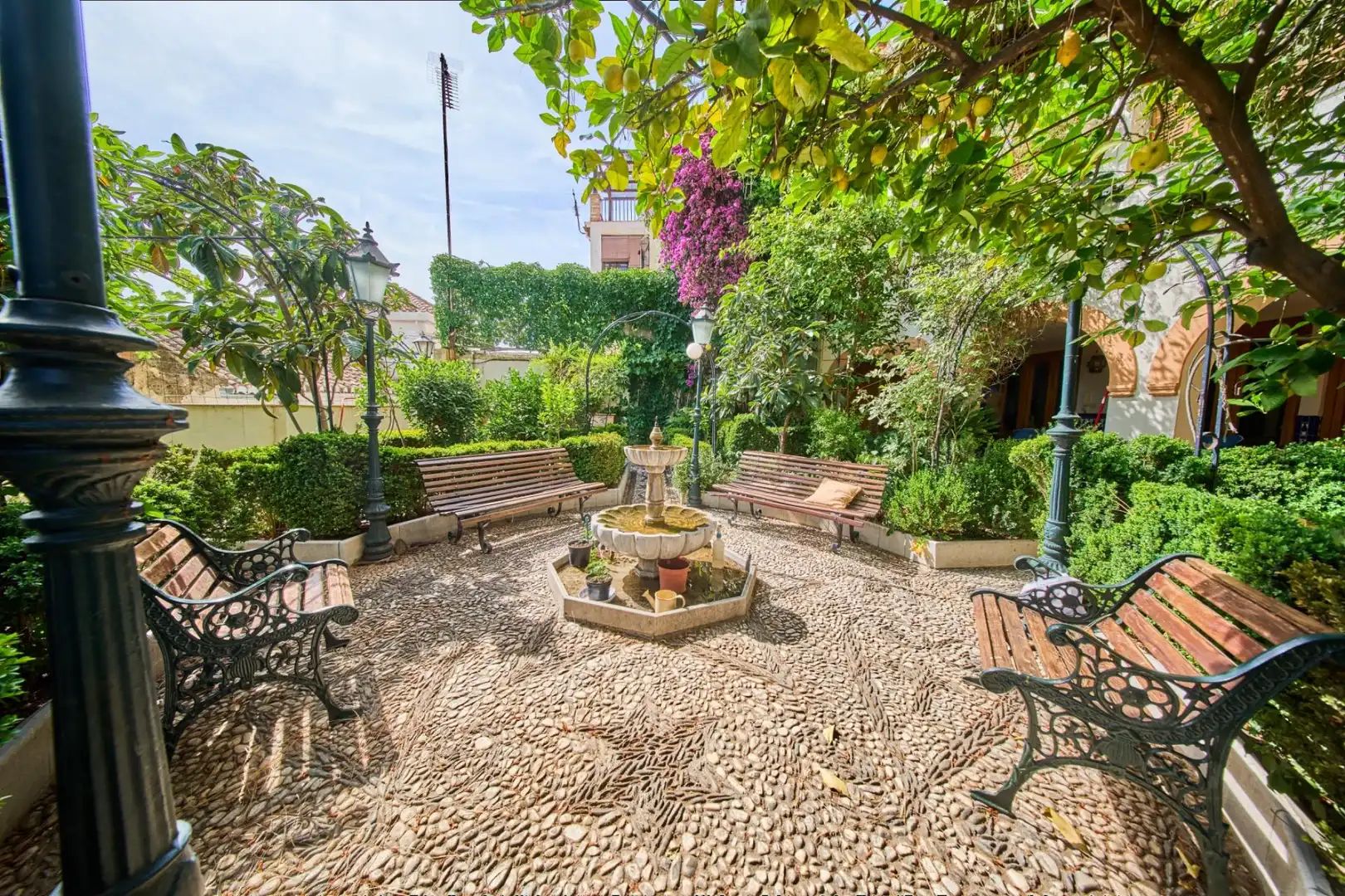 Terraza de Casa o chalet en venta en Granada con Aire acondicionado, Calefacción y Jardín privado