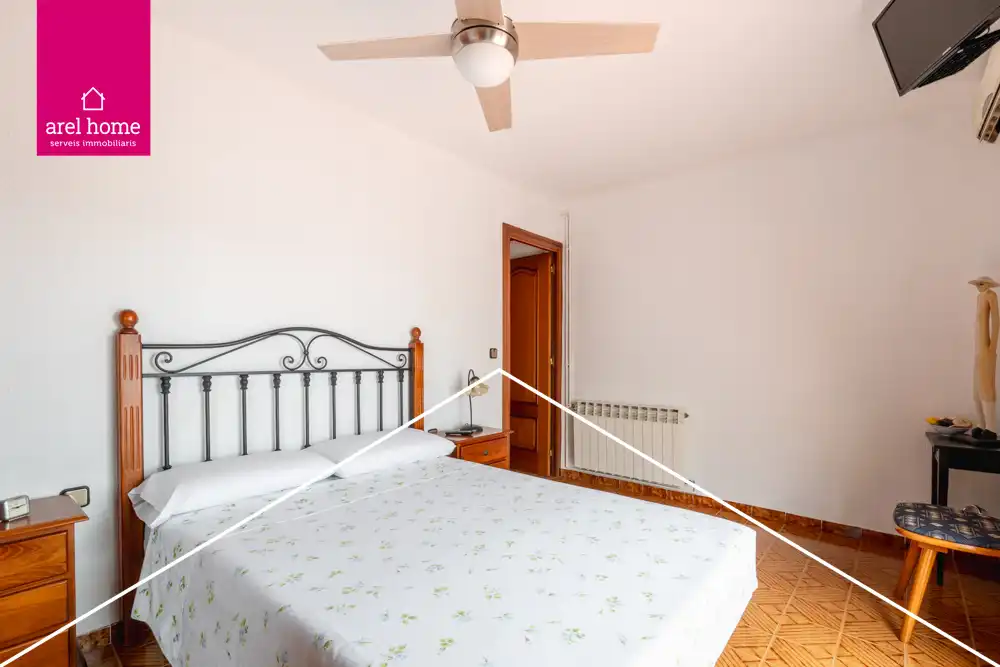 Bedroom of Attic for sale in Esplugues de Llobregat  with Air Conditioner