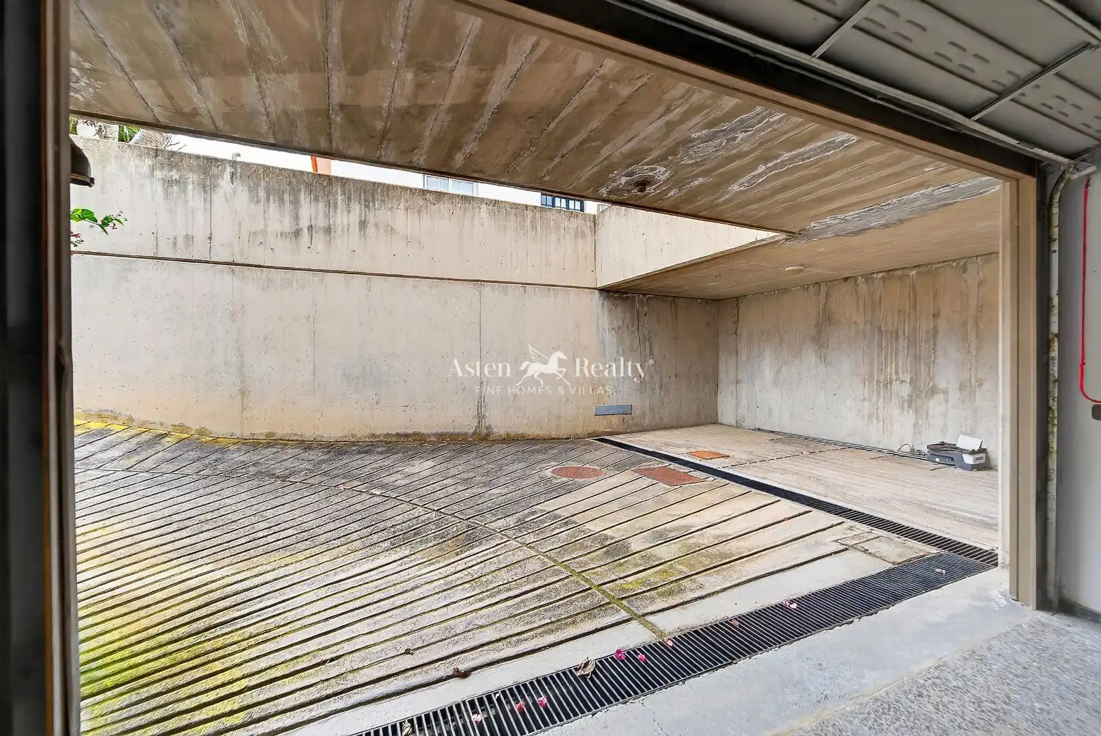 Aparcament de Casa o xalet en venda en Puerto de la Cruz amb Jardí privat, Terrassa i Traster