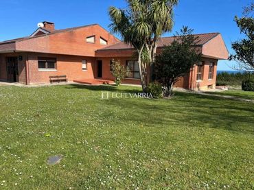 Haus mit Garten zum Verkauf in Santa María de Getxo