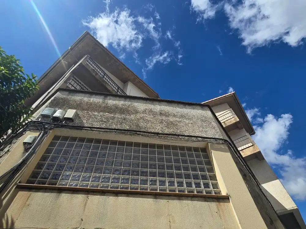 Geschaftsraum zur Miete in PIRINEOS, Universidad