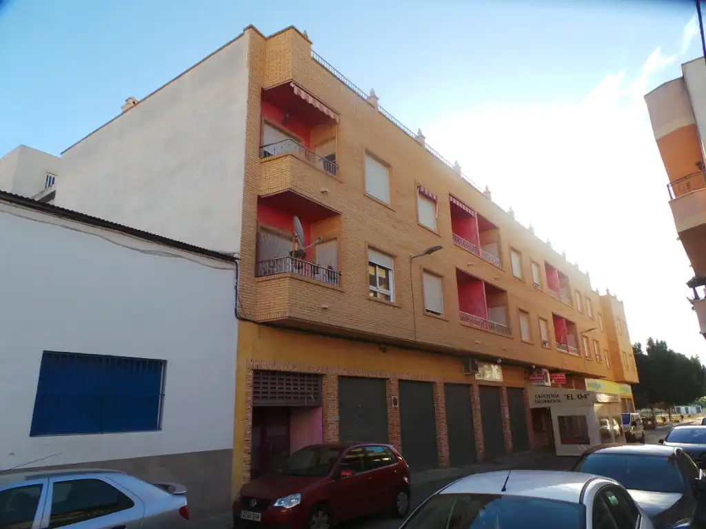 Vista exterior de Piso en venta en Rafal