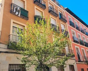 Exterior view of Study for sale in  Madrid Capital  with Balcony