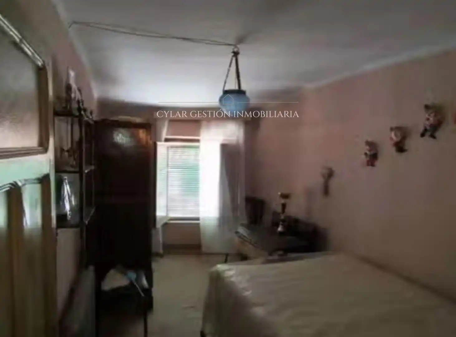 Habitación de Casa adosada en venta en San Muñoz con Amueblado